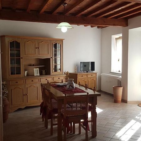 Beautiful Apartment With Exclusive Garden And Terrace 몬테베르디마리티모 외부 사진
