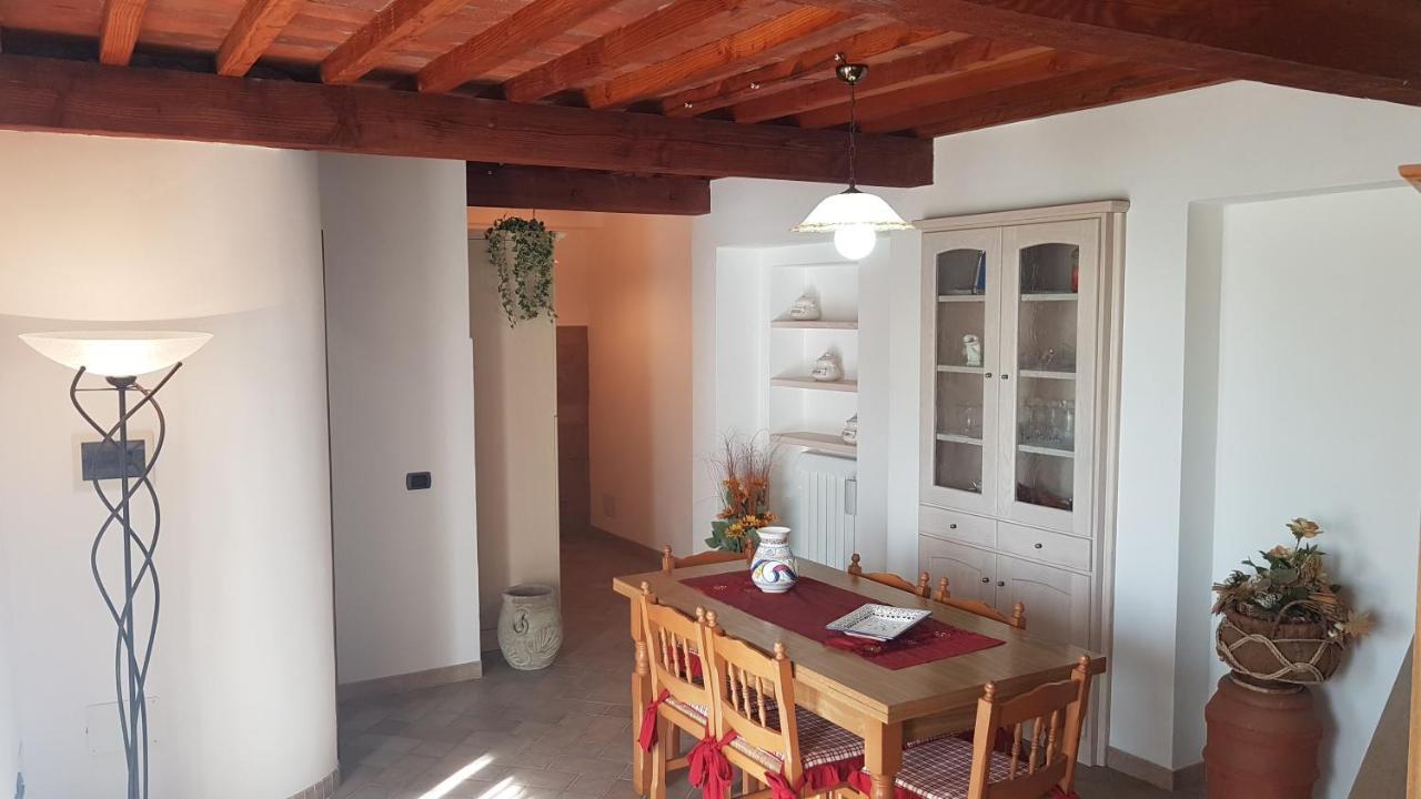 Beautiful Apartment With Exclusive Garden And Terrace 몬테베르디마리티모 외부 사진