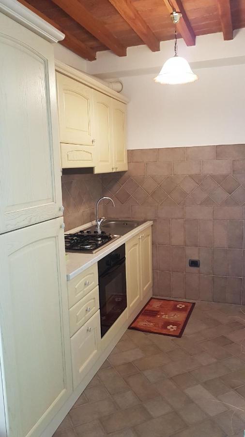 Beautiful Apartment With Exclusive Garden And Terrace 몬테베르디마리티모 외부 사진